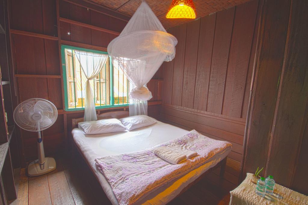 Champa Lao Bungalows Ξενοδοχείο Vang Vieng Εξωτερικό φωτογραφία