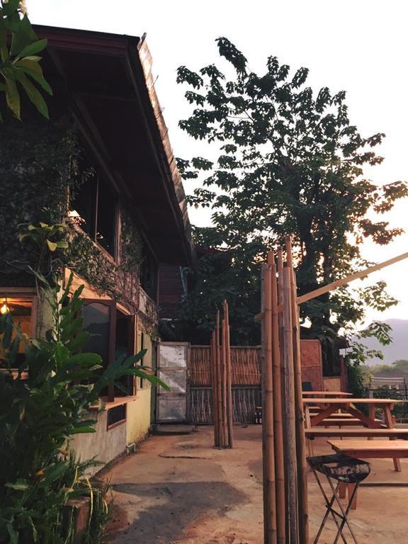 Champa Lao Bungalows Ξενοδοχείο Vang Vieng Εξωτερικό φωτογραφία