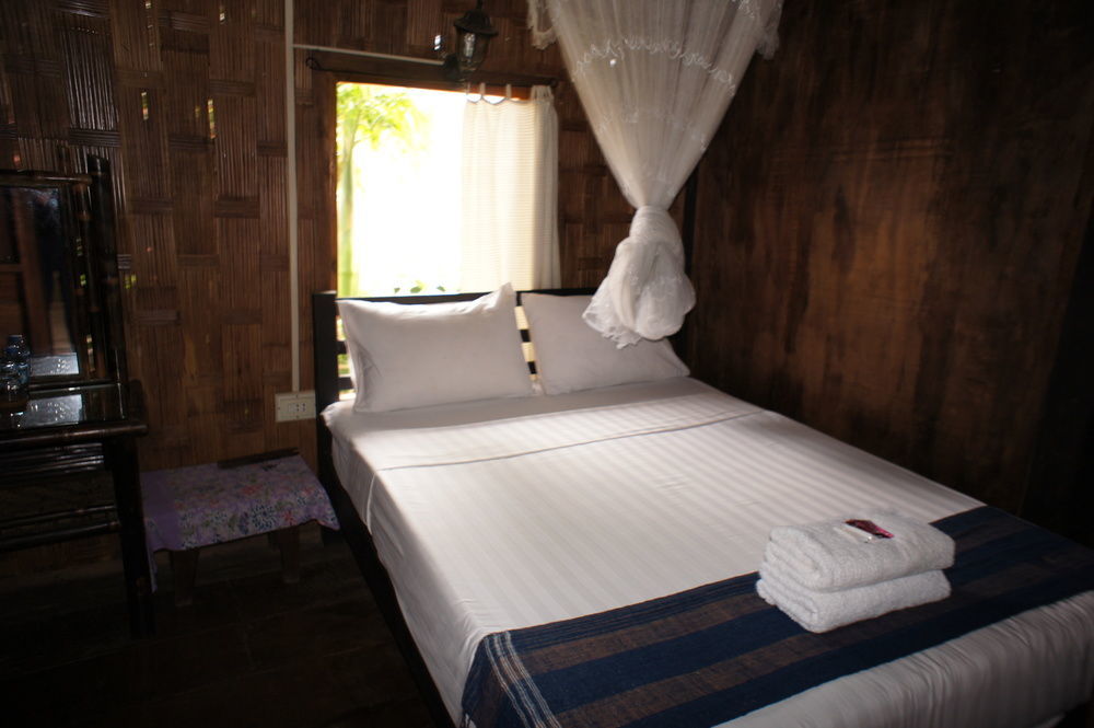 Champa Lao Bungalows Ξενοδοχείο Vang Vieng Εξωτερικό φωτογραφία