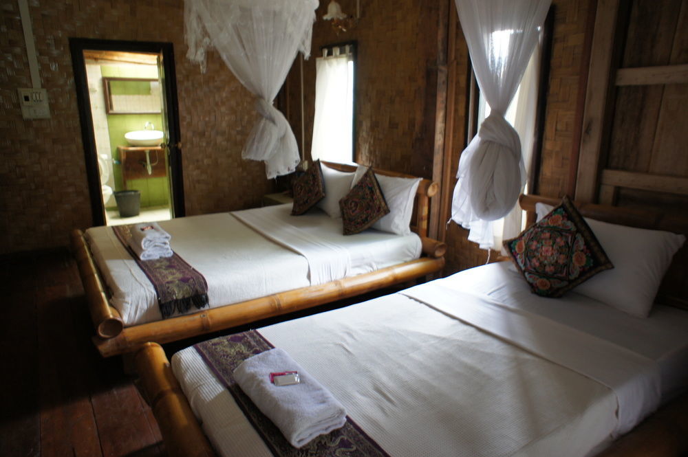 Champa Lao Bungalows Ξενοδοχείο Vang Vieng Εξωτερικό φωτογραφία